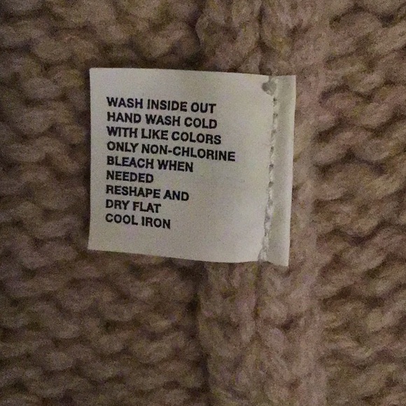 Gap 100% lambs’ wool sweater cape - Picture 6 of 7
